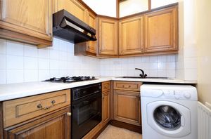 kitchen - click for photo gallery